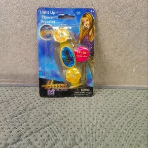 Disney Hannah Montana Light Up Flower Bracelet Adjustable Flashes Rainbow Colors